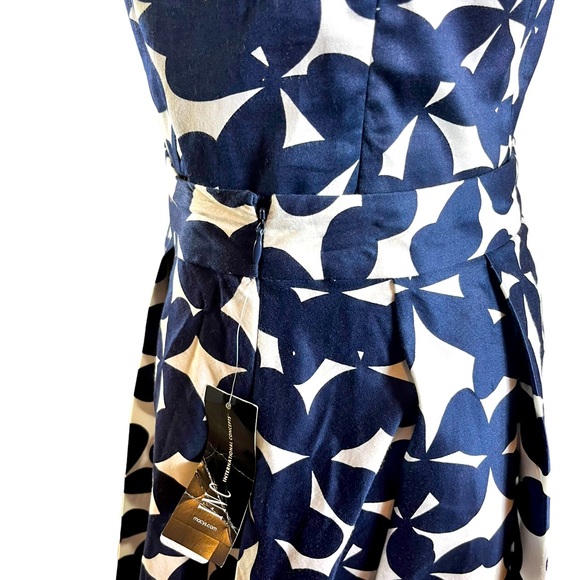 INC BLUE AND WHITE BUTTERFLY FIELD TOP WITH MATCHING SKIRT-NEW WITH TAGS - Picture 7 of 7